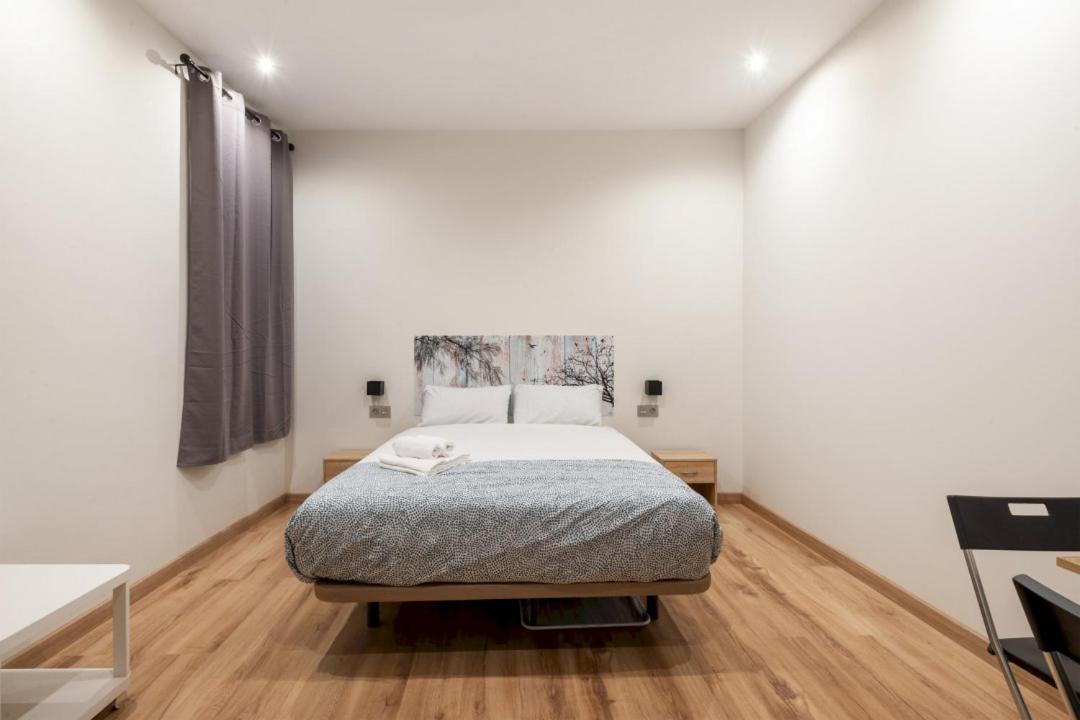 1 Bedroom 1 Bathroom Furnished - Justicia - Modern - Mintystay Мадрид Экстерьер фото