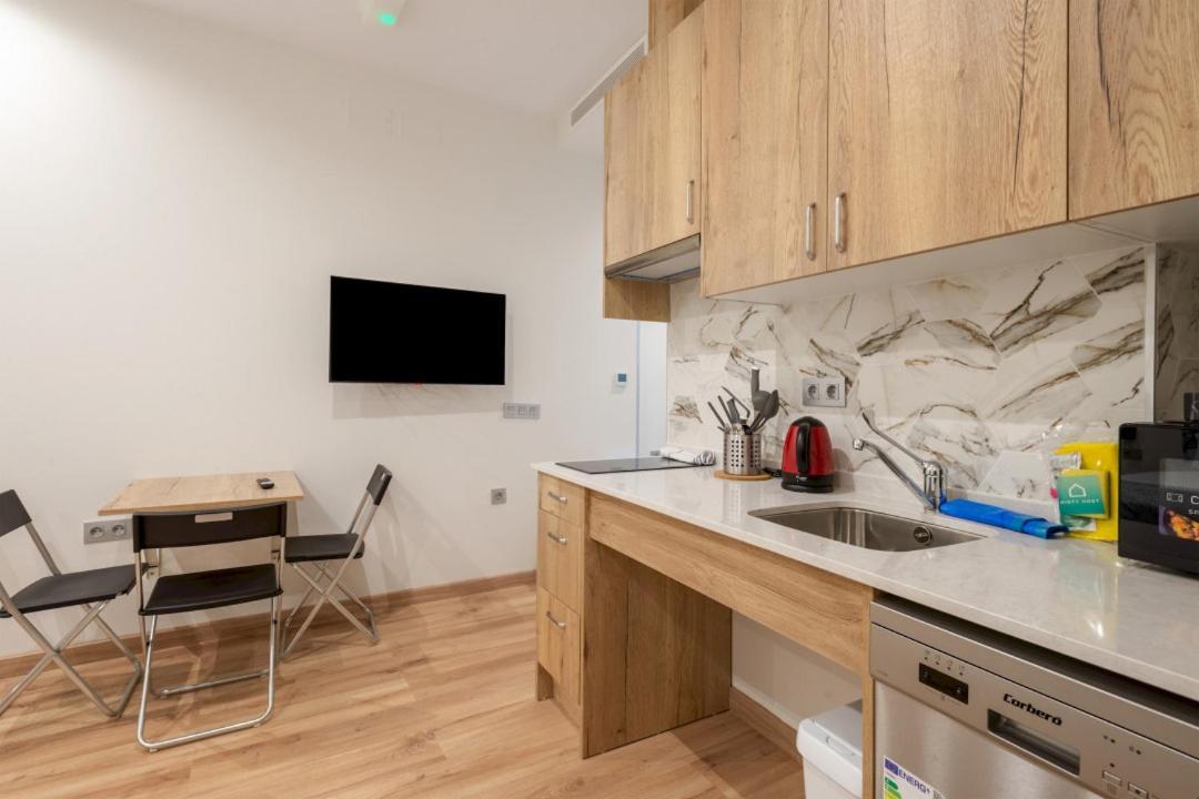 1 Bedroom 1 Bathroom Furnished - Justicia - Modern - Mintystay Мадрид Экстерьер фото
